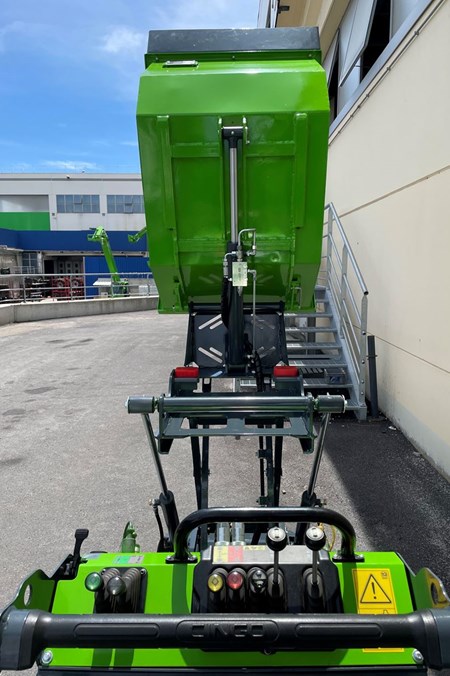 Dumper sur chenilles